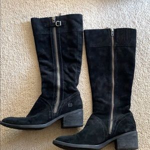 Born black leather boots